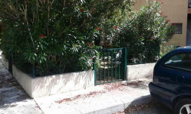 Joli Studio Avec Jardinet Avignon Exterior foto